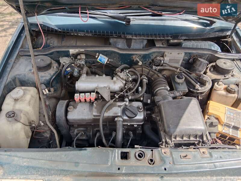 Седан ВАЗ / Lada 21099 2004 в Черкассах
