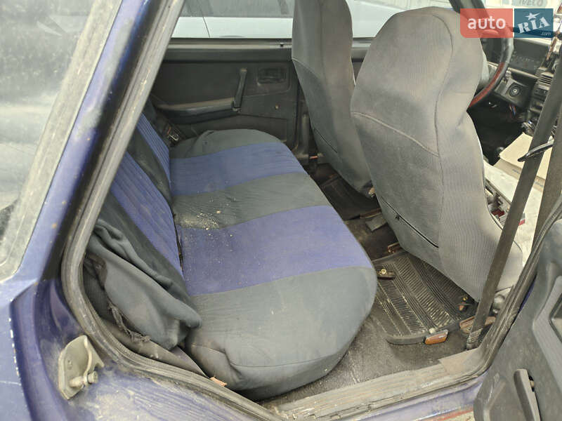 Седан ВАЗ / Lada 21099 2000 в Днепре