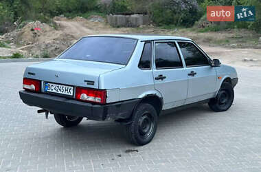 Седан ВАЗ 21099 2003 в 