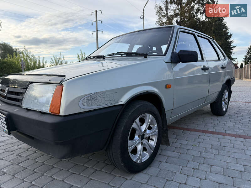 ВАЗ / Lada 21099 2002