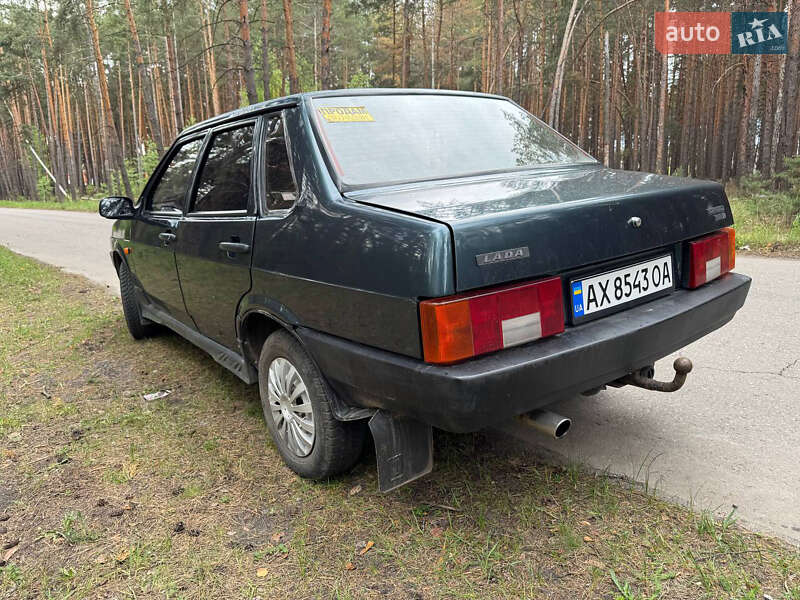 Седан ВАЗ / Lada 21099 2005 в Краснокутську