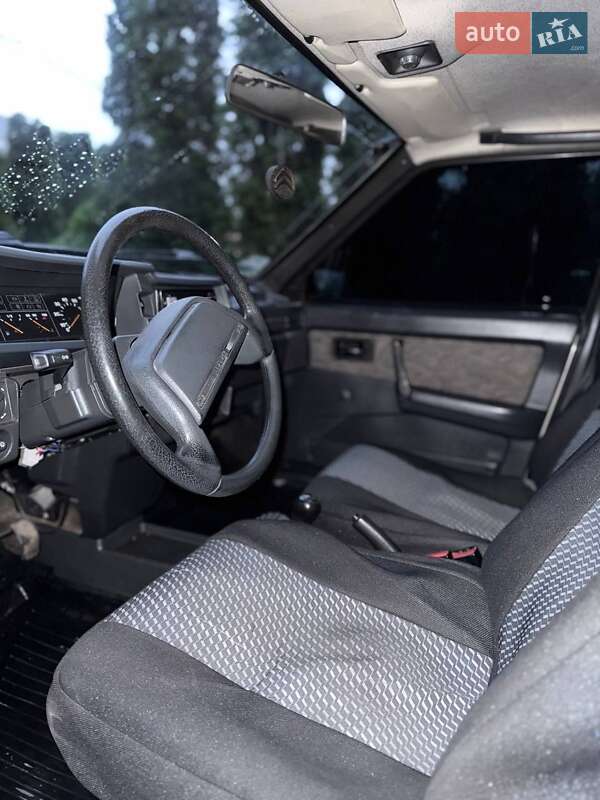 Седан ВАЗ / Lada 21099 2002 в Біляївці