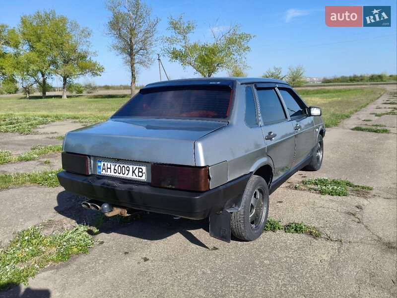 Седан ВАЗ / Lada 21099 2005 в Петрове