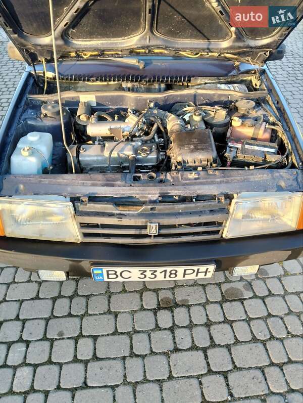 Седан ВАЗ / Lada 21099 2004 в Пустомытах