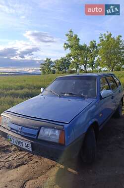 Седан ВАЗ 21099 2002 в Черновцах