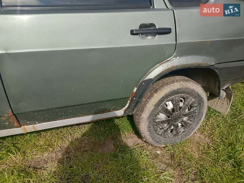 Седан ВАЗ / Lada 21099 2007 в Львове