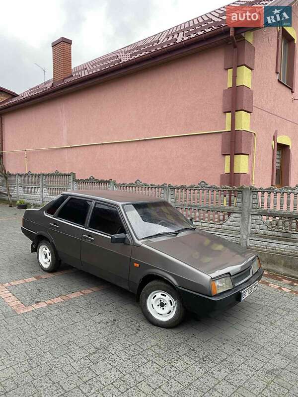 Седан ВАЗ / Lada 21099 2007 в Львові