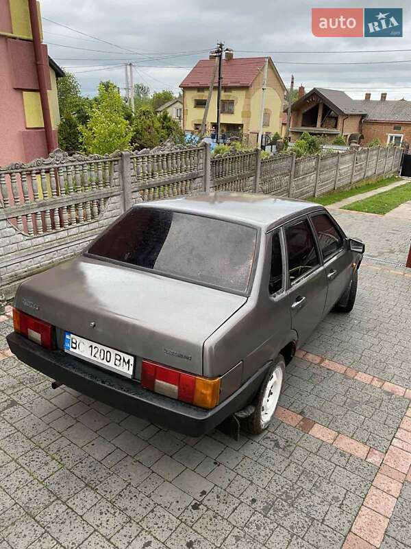 Седан ВАЗ / Lada 21099 2007 в Львові