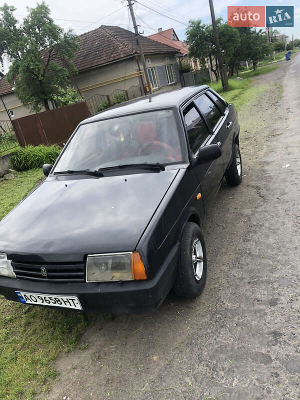 Седан ВАЗ / Lada 21099 2009 в Мукачево