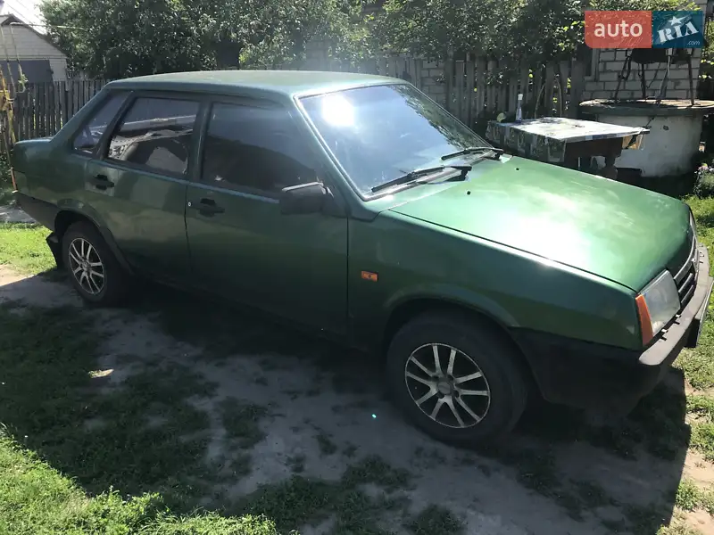 ВАЗ / Lada 21099