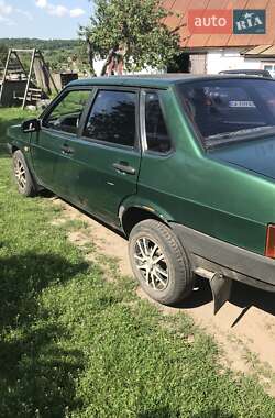 Седан ВАЗ / Lada 21099 2001 в Черкасах