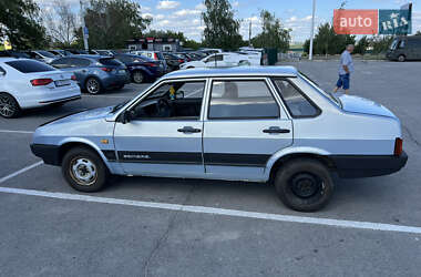 Седан ВАЗ 21099 2004 в 