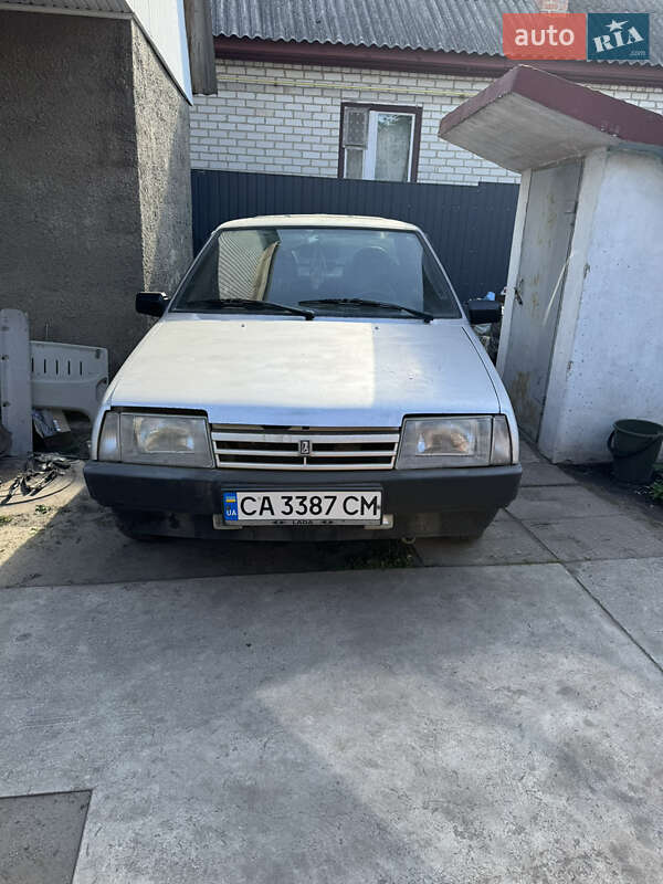 Седан ВАЗ / Lada 21099 1995 в Черкасах