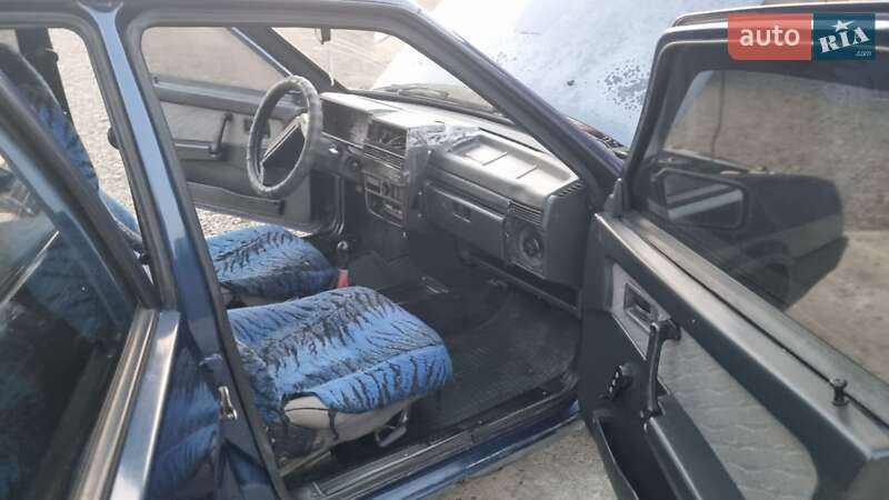 Седан ВАЗ / Lada 21099 2004 в Тячеве