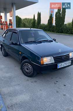 Седан ВАЗ 21099 2003 в Томашполе