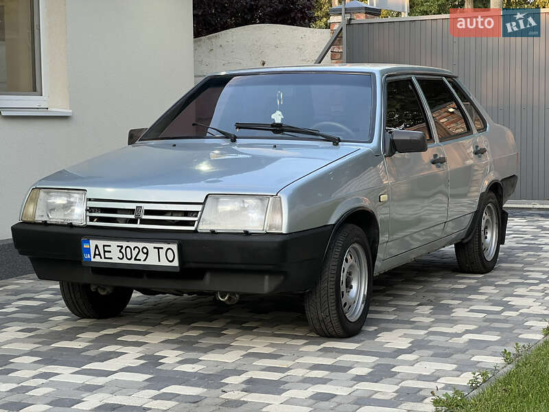 Седан ВАЗ 21099 1998 в 