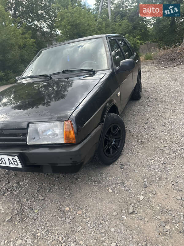 ВАЗ 21099