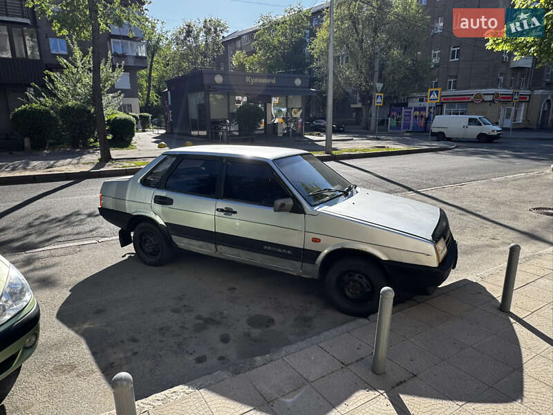 Седан ВАЗ / Lada 21099 2002 в Харкові