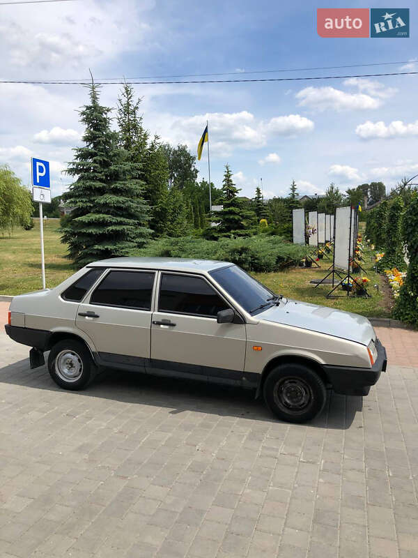 Седан ВАЗ / Lada 21099 2007 в Тернополі