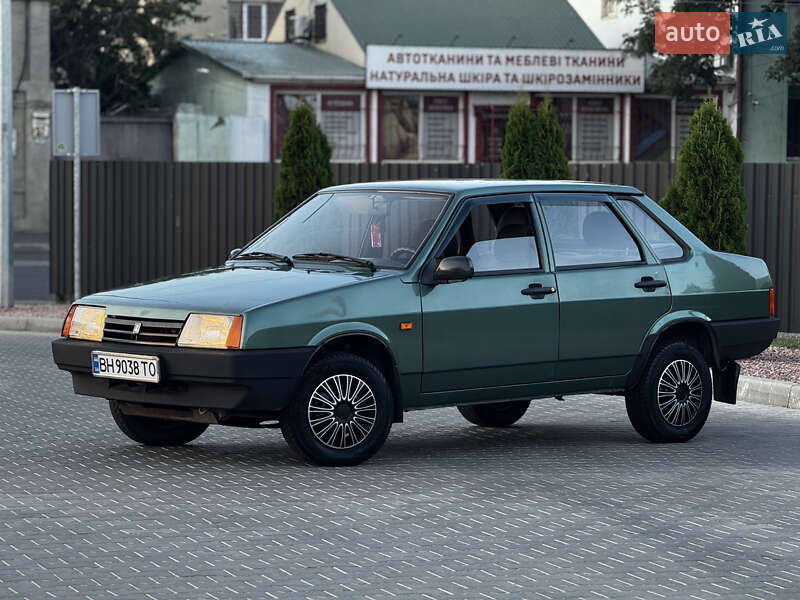 ВАЗ / Lada 21099 2011