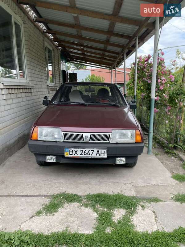 Седан ВАЗ / Lada 21099 2006 в Волочиске