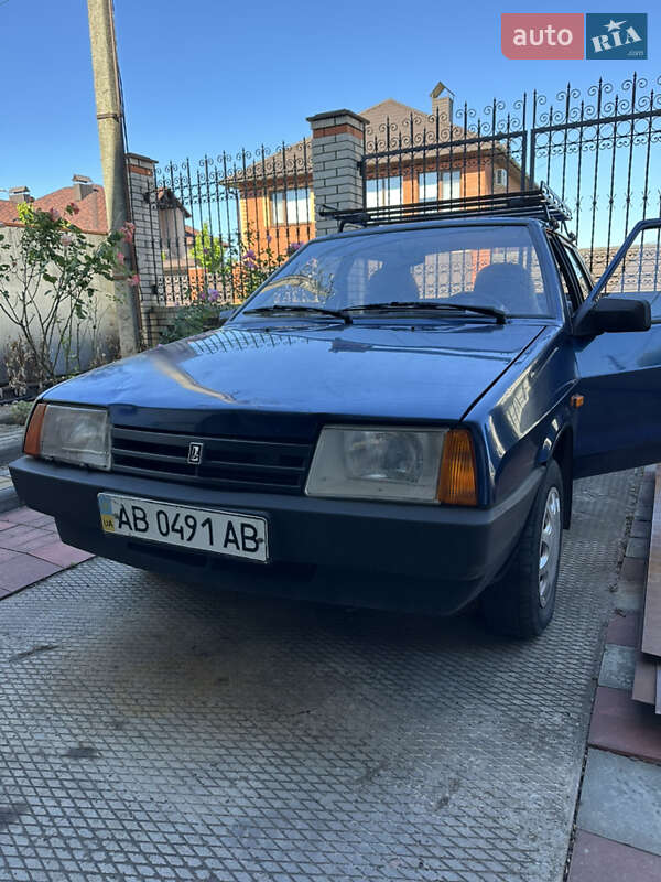 Седан ВАЗ / Lada 21099 2004 в Виннице