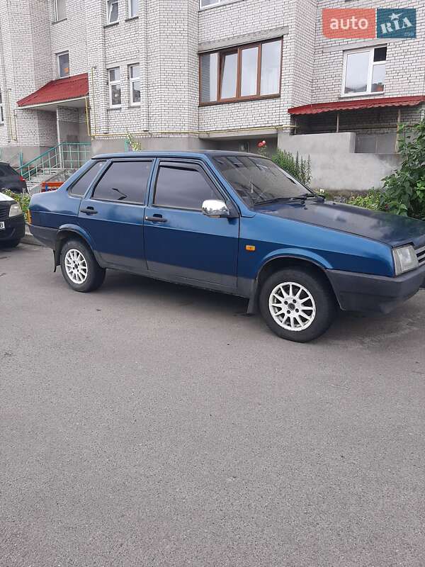 Седан ВАЗ / Lada 21099 1999 в Хмельницком