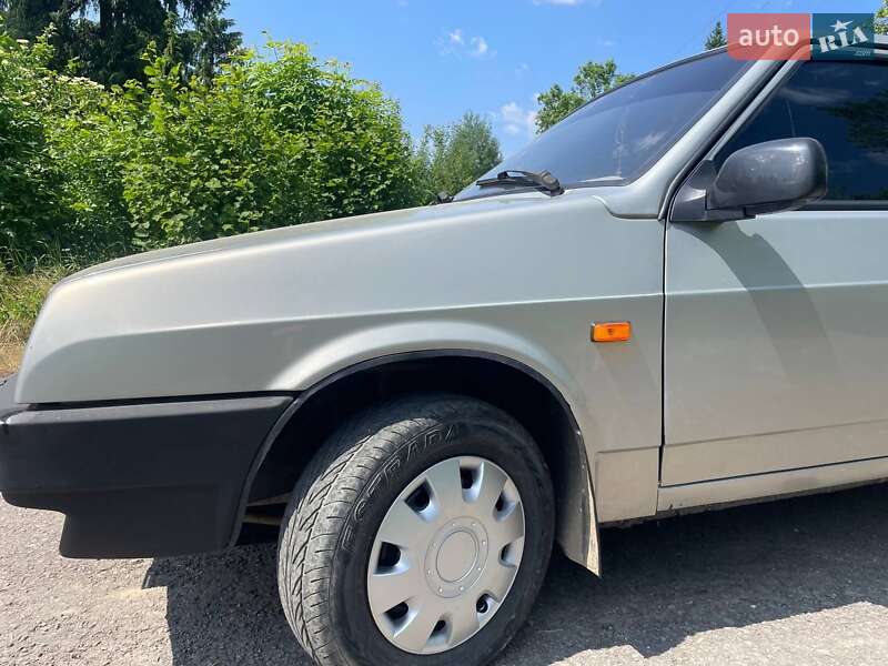 Седан ВАЗ / Lada 21099 2008 в Сколе
