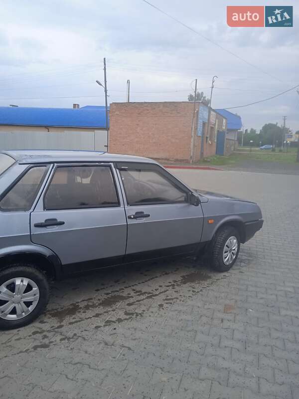 Седан ВАЗ 21099 2008 в 
