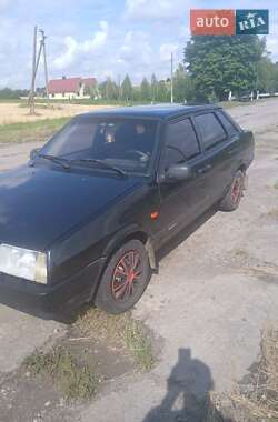 Седан ВАЗ 21099 2003 в Дубно