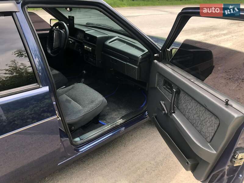 Седан ВАЗ / Lada 21099 2005 в Казатине