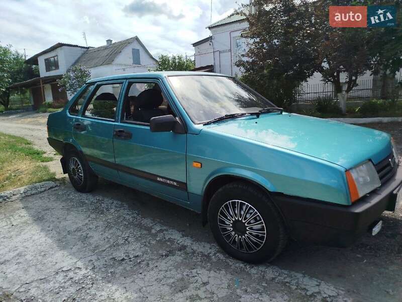 Седан ВАЗ 21099 1999 в 