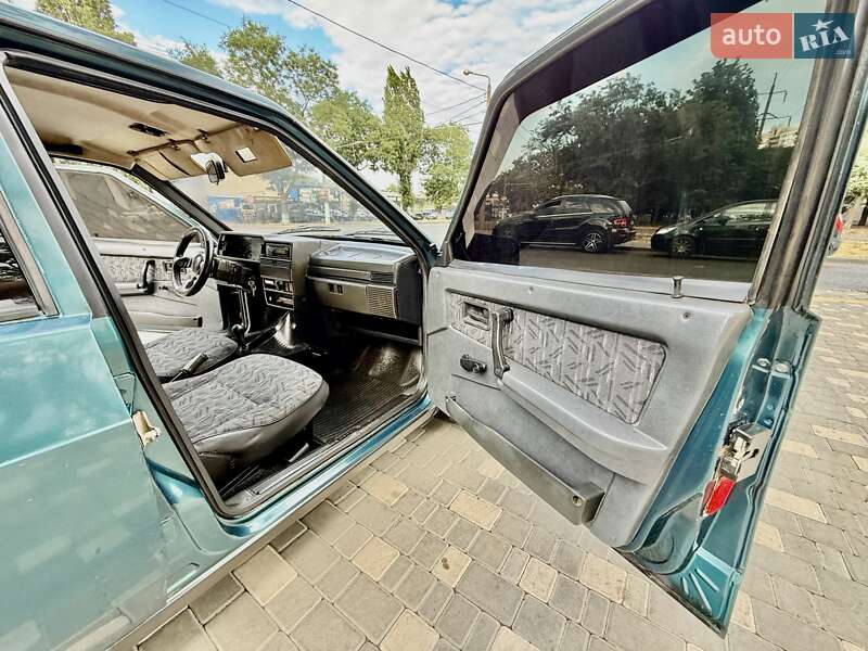 Седан ВАЗ / Lada 21099 1999 в Одессе