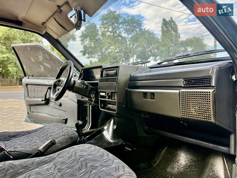 Седан ВАЗ / Lada 21099 1999 в Одессе