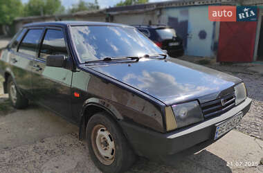 Седан ВАЗ / Lada 21099 2007 в Южноукраїнську