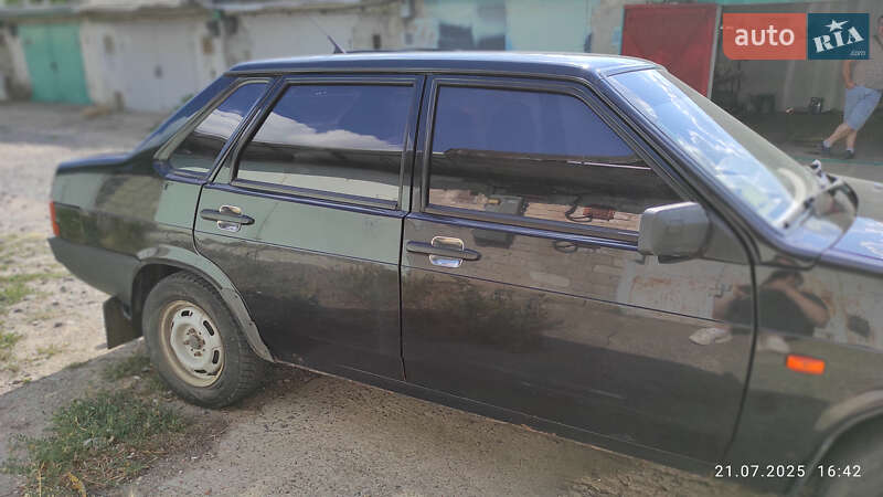 Седан ВАЗ / Lada 21099 2007 в Южноукраинске