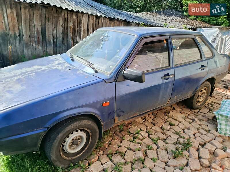 Седан ВАЗ / Lada 21099 2005 в Чернигове