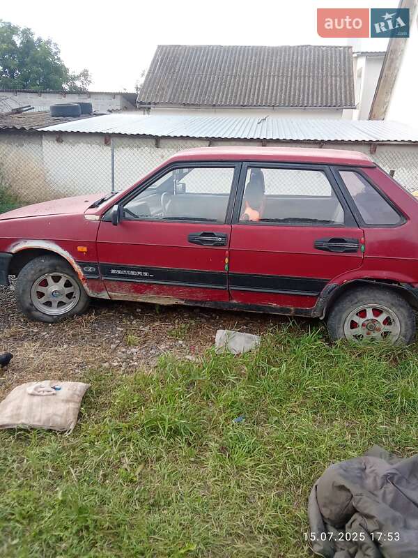 Седан ВАЗ / Lada 21099 1993 в Скалаті