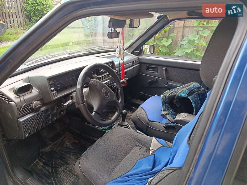 Седан ВАЗ / Lada 21099 2005 в Чернигове