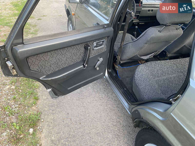 Седан ВАЗ / Lada 21099 2005 в Ужгороде