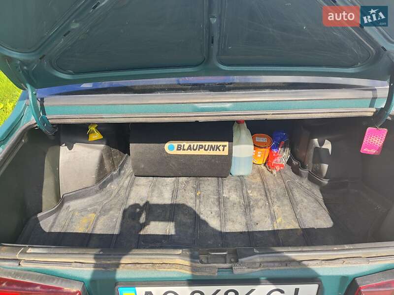 Седан ВАЗ / Lada 21099 2004 в Славуте