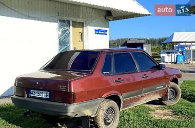 Седан ВАЗ 21099 2000 в Краснокутську