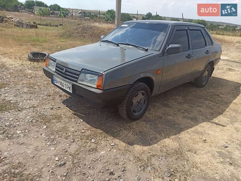 Седан ВАЗ / Lada 21099 1992 в Червонознаменке
