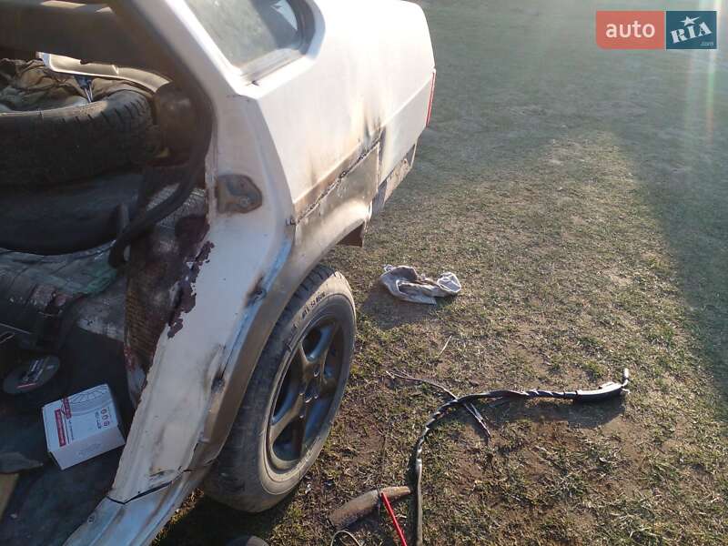 Седан ВАЗ / Lada 21099 1994 в Надворной