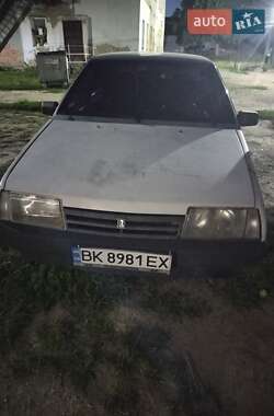Седан ВАЗ 21099 2005 в Ровно