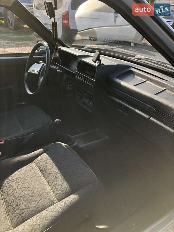 Седан ВАЗ / Lada 21099 2005 в Миколаєві