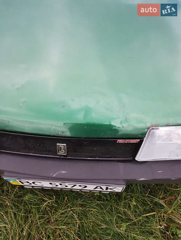 Седан ВАЗ / Lada 21099 1999 в Буске