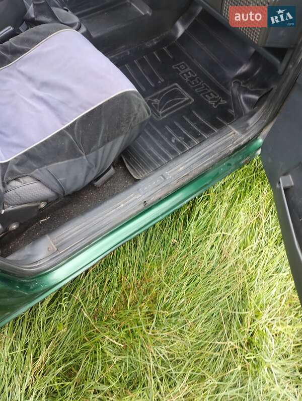 Седан ВАЗ / Lada 21099 1999 в Буске