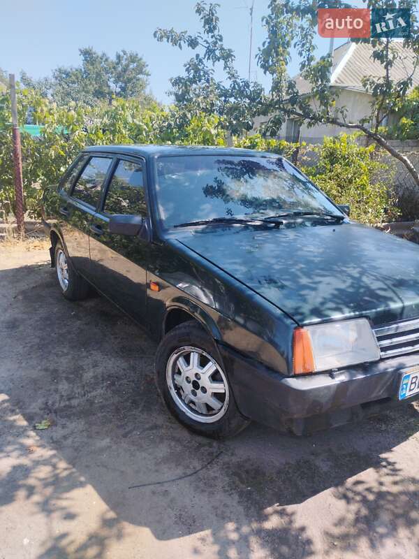 Седан ВАЗ / Lada 21099 2002 в Вознесенске