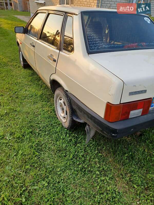 Седан ВАЗ / Lada 21099 1992 в Новояворовске фото 6 Седан ВАЗ / Lada 21099 1992 в Новояворовске